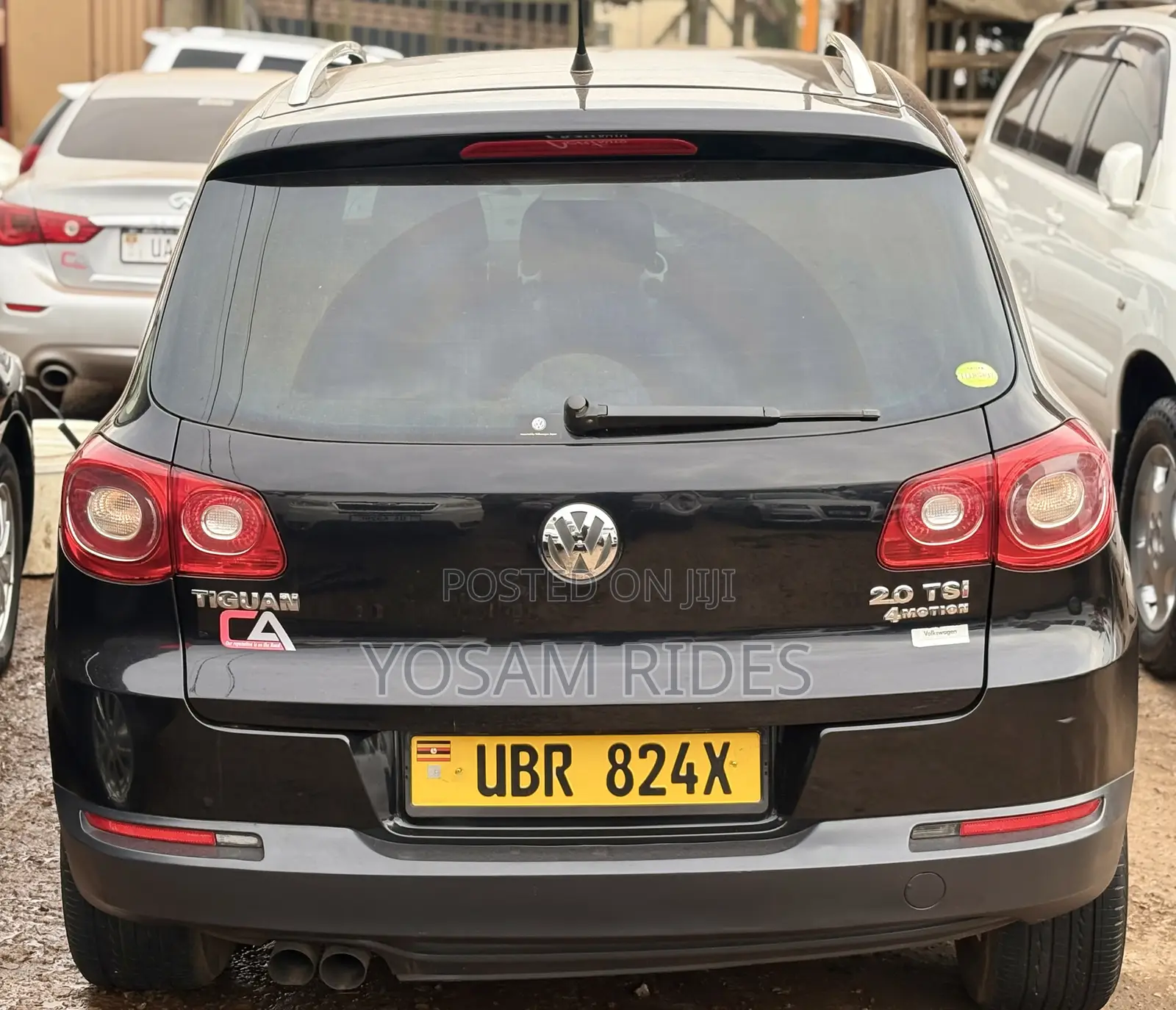 Volkswagen Tiguan S 2011 Black
