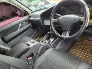 Toyota Land Cruiser HDJ 100 2003 Green