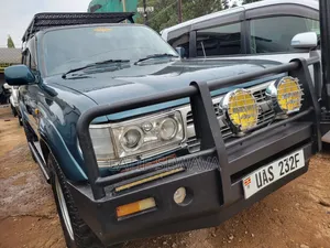 Toyota Land Cruiser HDJ 100 2003 Green