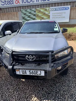 Toyota Hilux 2017 Silver