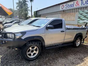 Toyota Hilux 2017 Silver