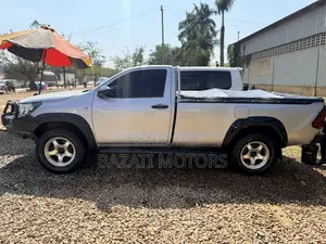 Toyota Hilux 2017 Silver