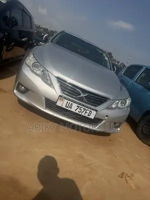 Toyota Mark X 2.5 AWD 2011 Silver