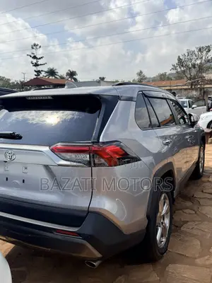 Toyota RAV4 2020 Silver