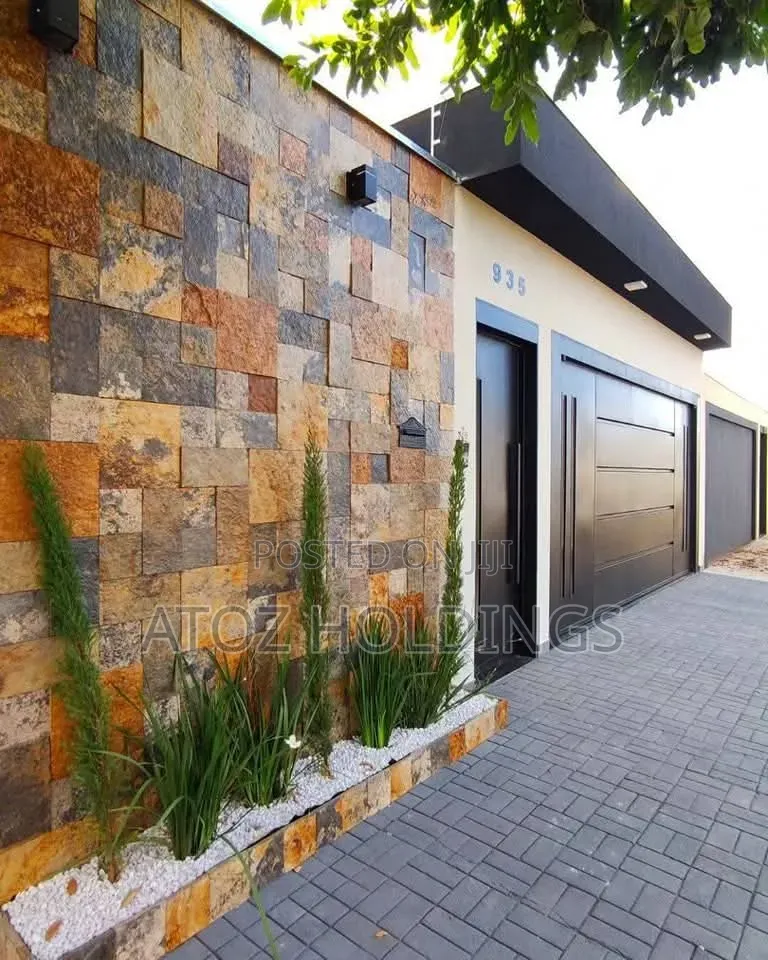 Arch Entrances Perimeter Security Wall Fence Construction/Finishing