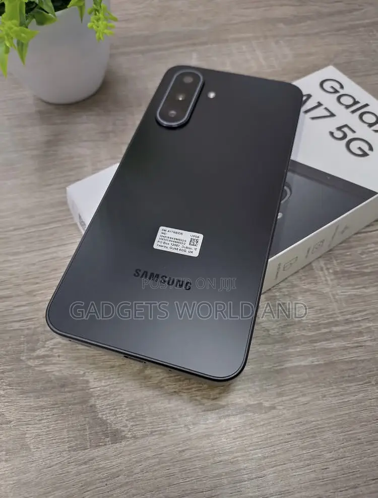 New Samsung Galaxy A17 5G 256 GB Black