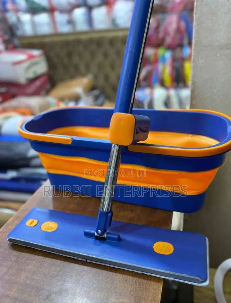 Collapsible Flat Mop and Bucket Set