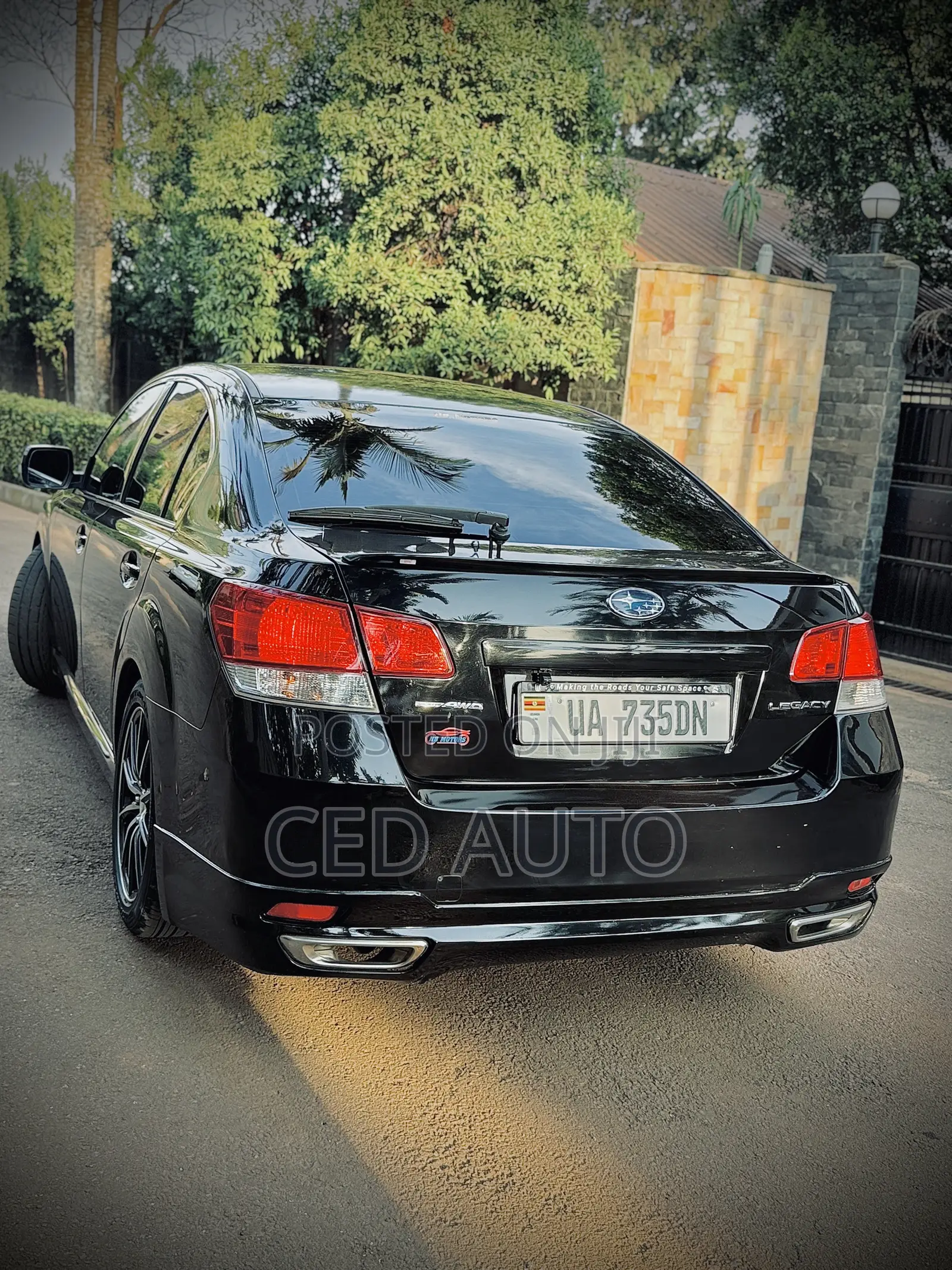 Subaru Legacy 2011 Black