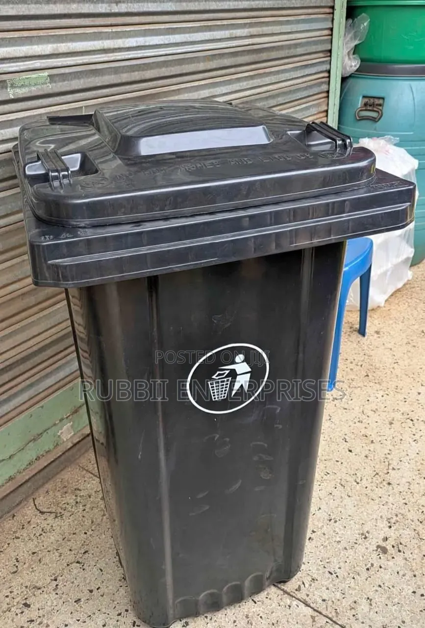Garbage Can / Dust Bin 240L ~ Black