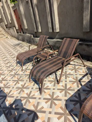 Rattan Chaise Lounge Chairs/Sun Lounger