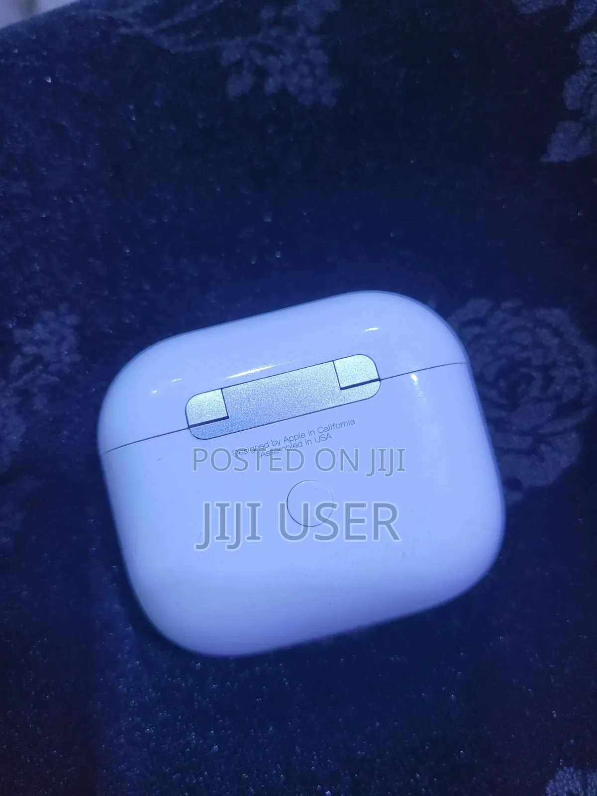 Original Airpods With Its Seal