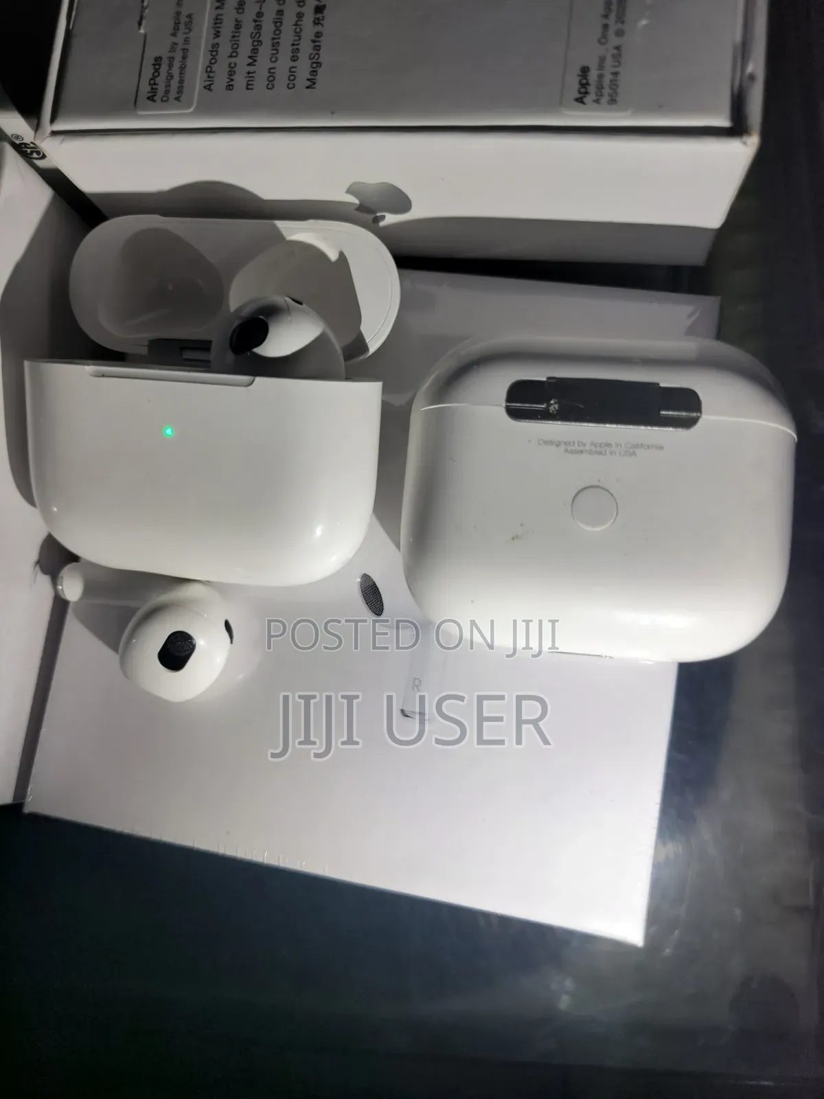 Original Airpods With Its Seal
