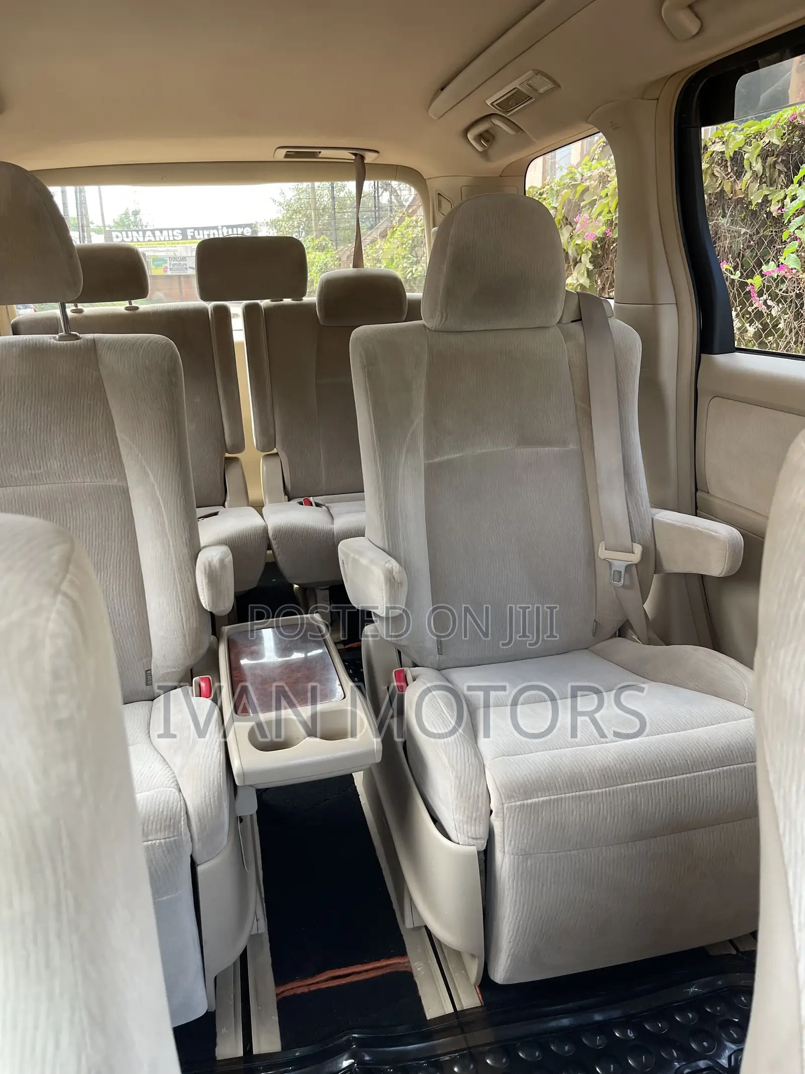 Toyota Alphard 2010 White