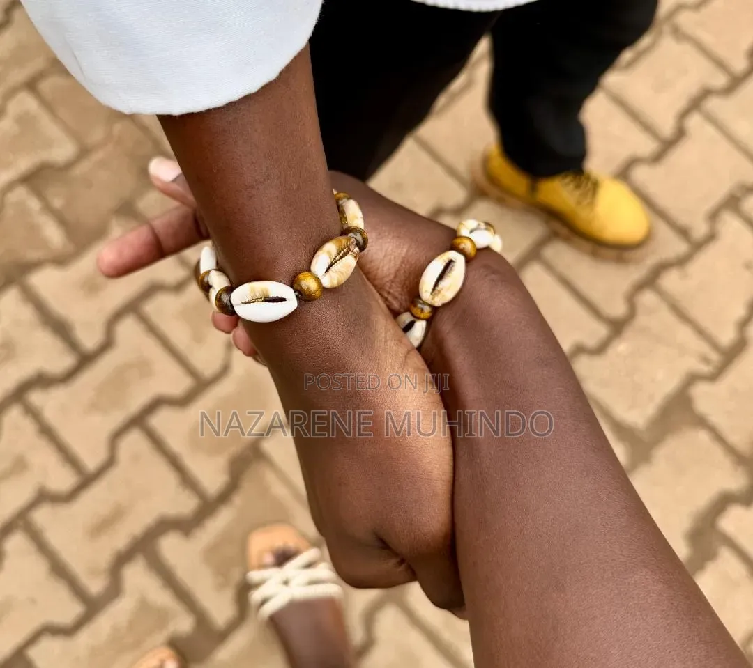 Cowrie Shell Bracelet