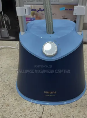 Phillips 1000 Series Garment Steamer