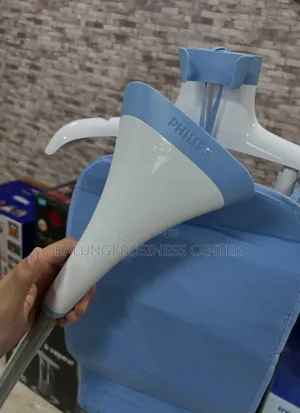 Phillips 1000 Series Garment Steamer