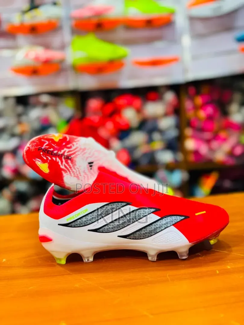 Adidas Predator Elite Laceless FG Football Boots in the Lucid Red