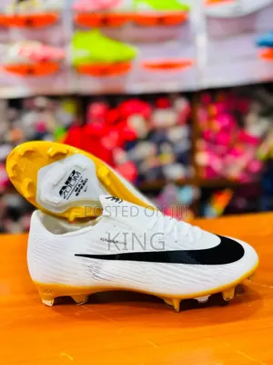 Nike Air Zoom Mercurial Vapor 17 Football Shoes