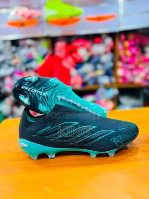 Adidas Predator Elite Laceless FG Football Boots Striking Black