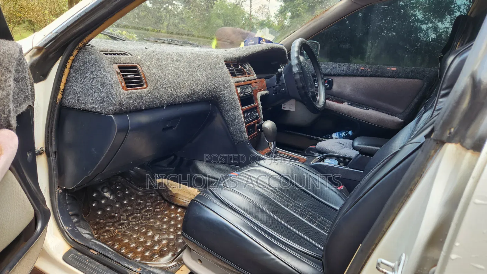 Toyota Mark II 2000 Pearl