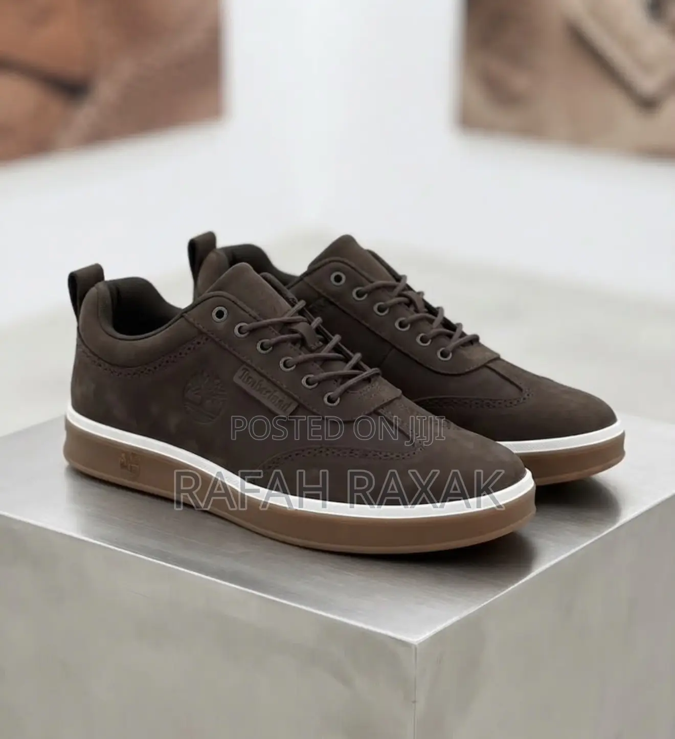 Original Dark Brown Timberland Low -Top Casual Leather Sneakers