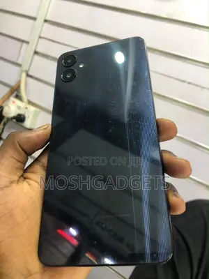 Samsung Galaxy A05 64 GB Blue