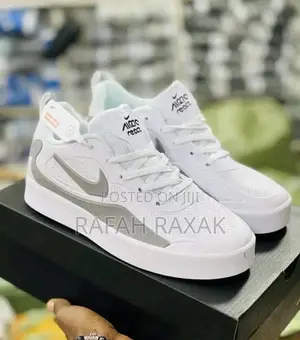 Original Nike Air Zoom React Ace White Sneakers