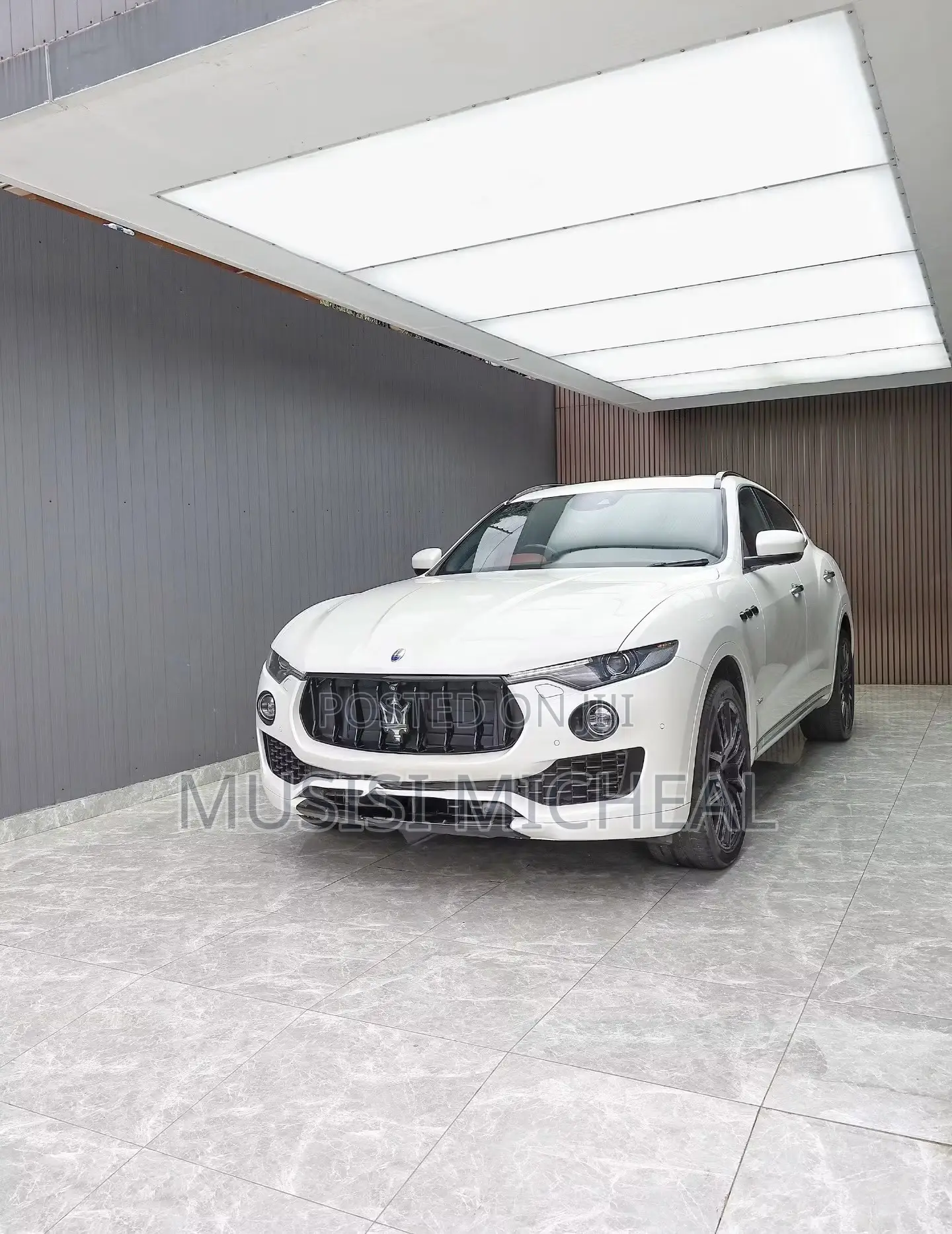 Maserati Levante S AWD 2018 White