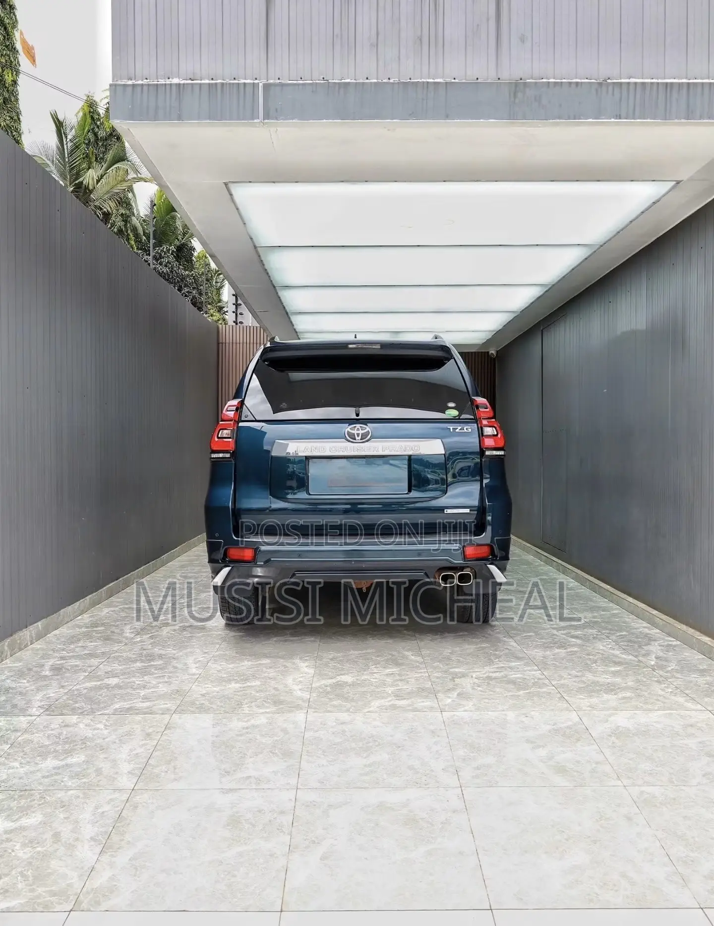 Toyota Land Cruiser Prado 2.8 2021 Blue