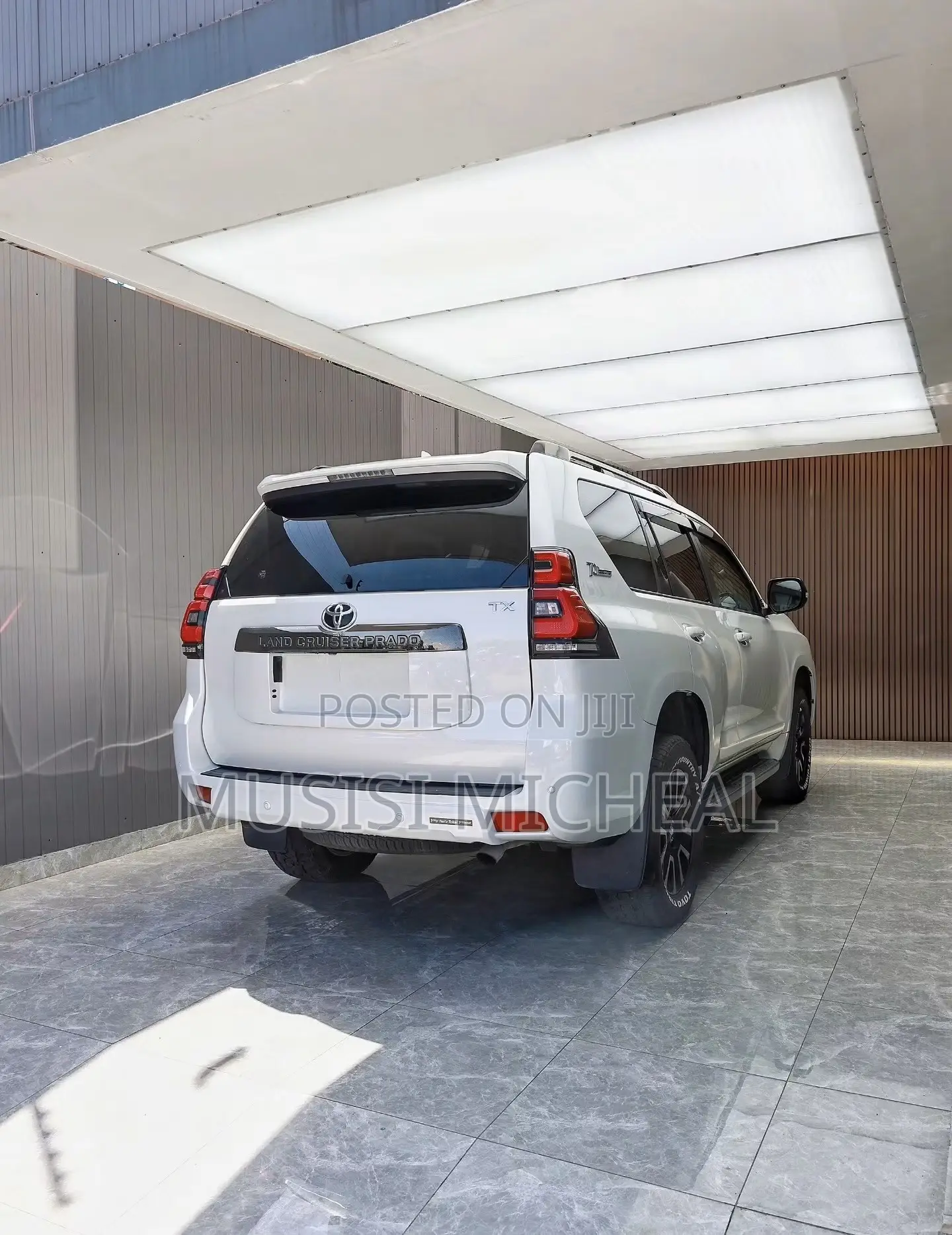 Toyota Land Cruiser Prado 2.8 2021 White