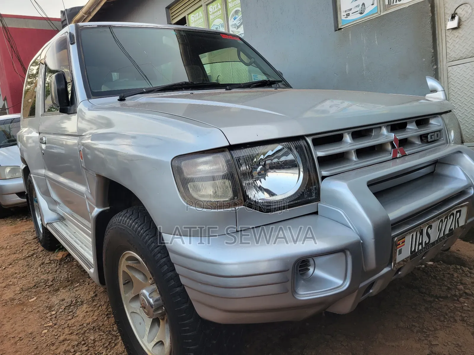 Mitsubishi Pajero Junior 1998 Silver
