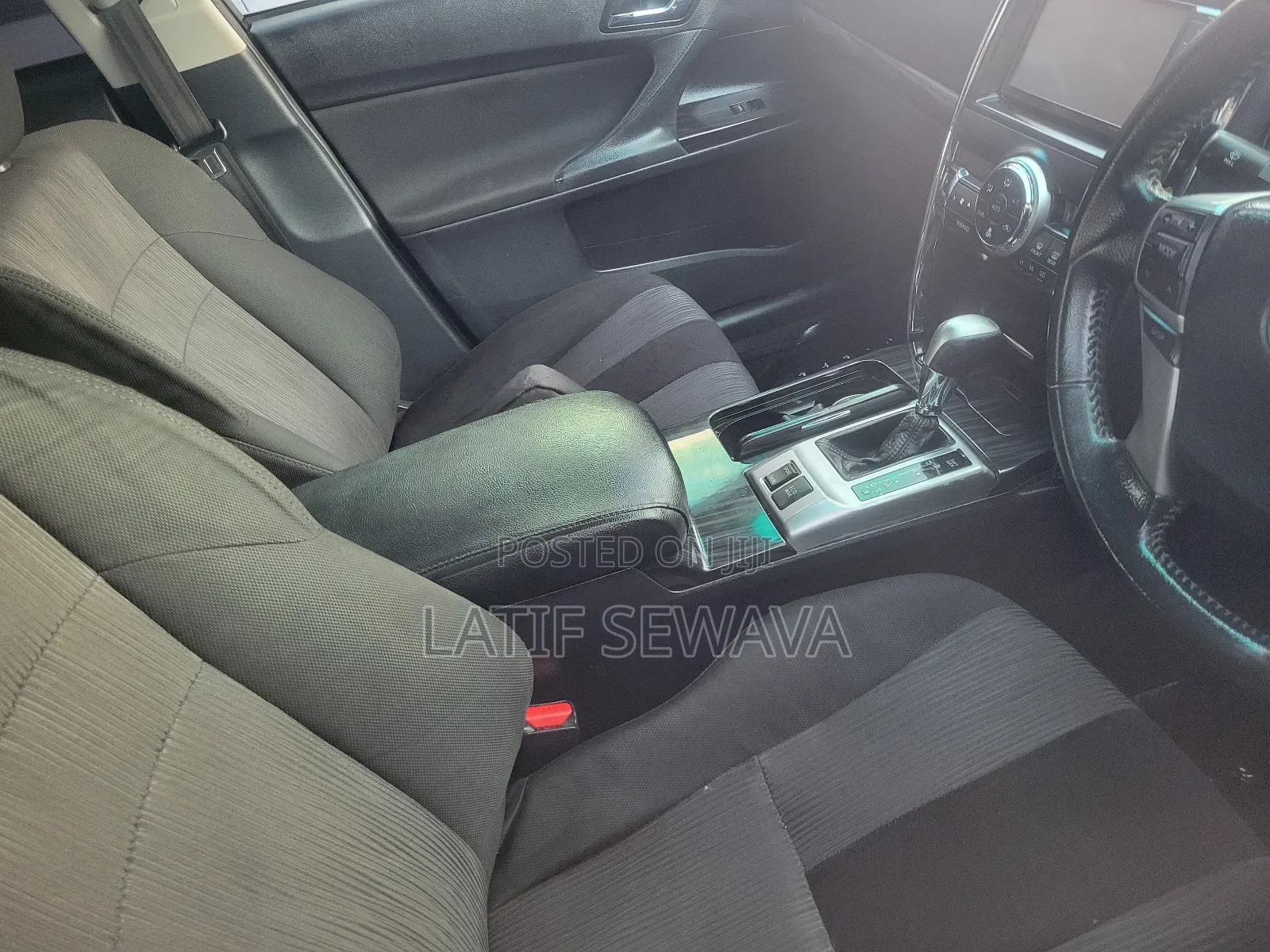 Toyota Mark X 2.5 AWD 2010 White