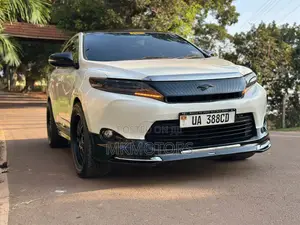 Toyota Harrier 2.0 2015 White