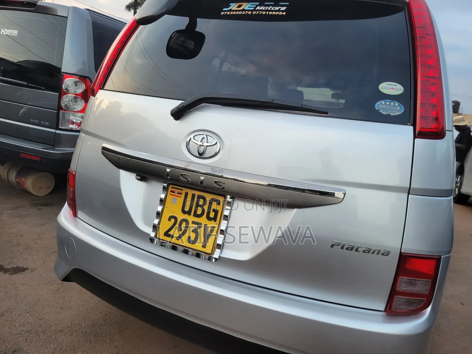 Toyota ISIS 1.8 Platana 2008 Silver