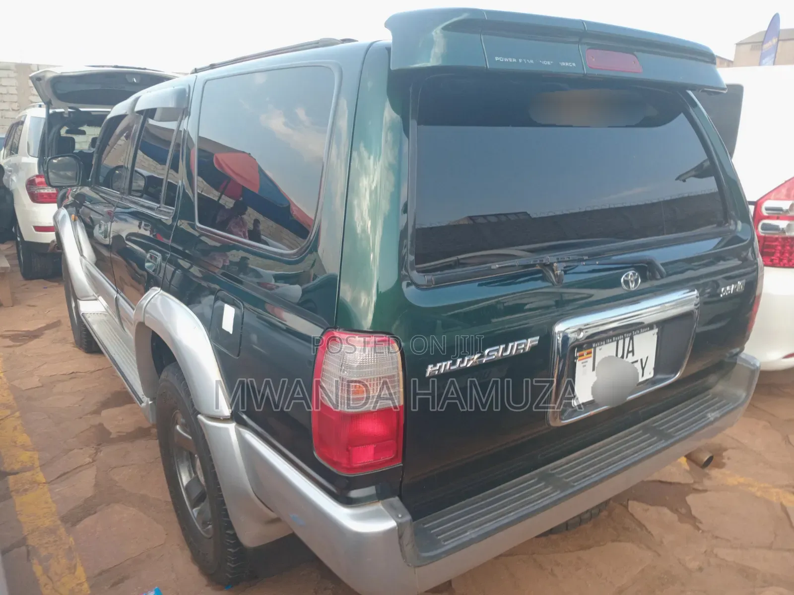 Toyota Hilux Surf 2000 Green