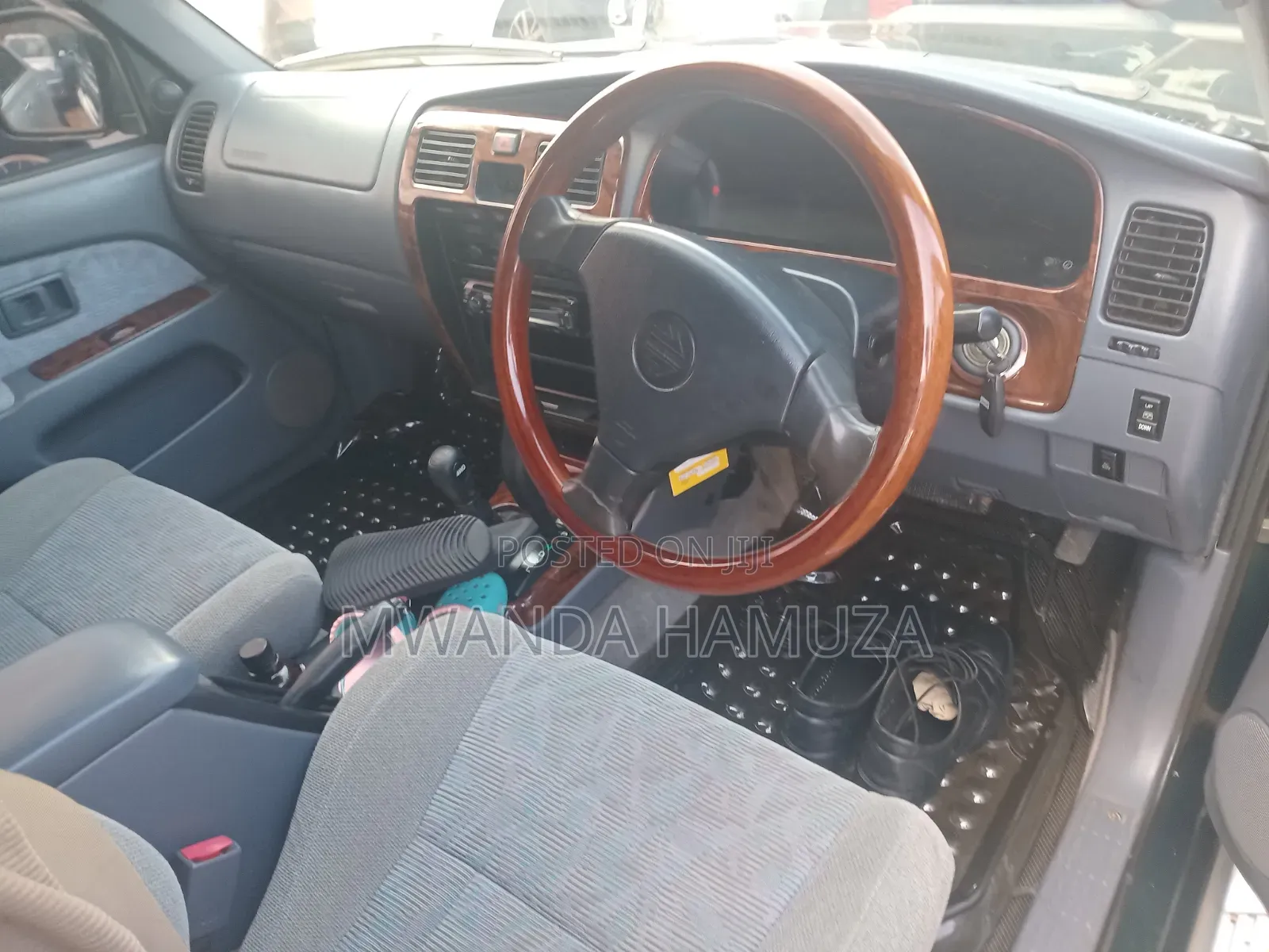 Toyota Hilux Surf 2000 Green