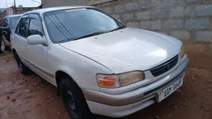 Toyota Corolla II 1999 White