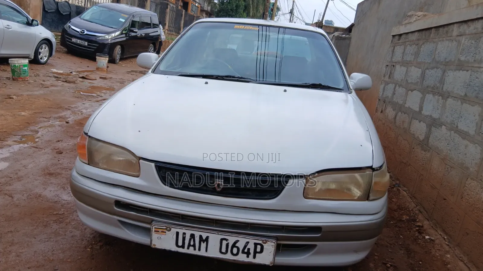 Toyota Corolla II 1999 White