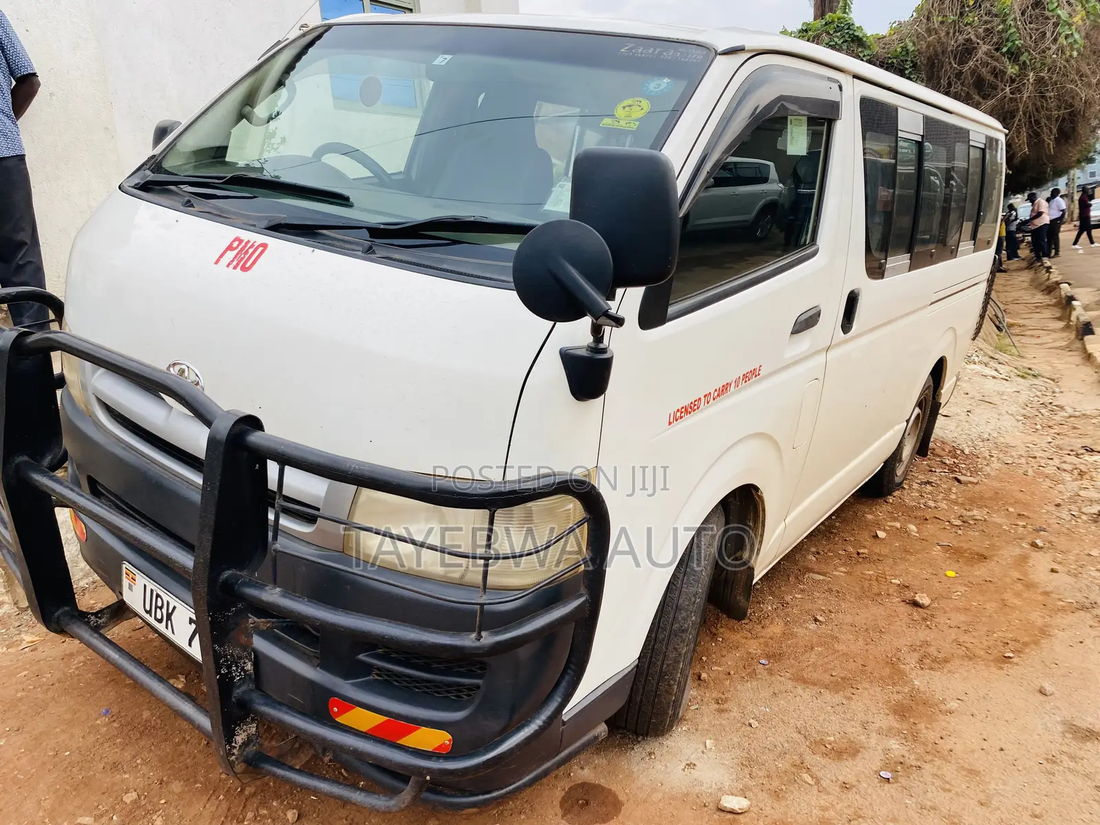 Toyota HiAce 2007 White