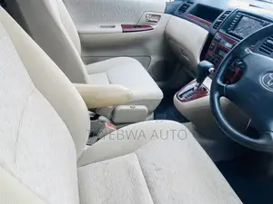 Toyota Corolla Spacio 2005