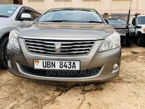 Toyota Premio 2010