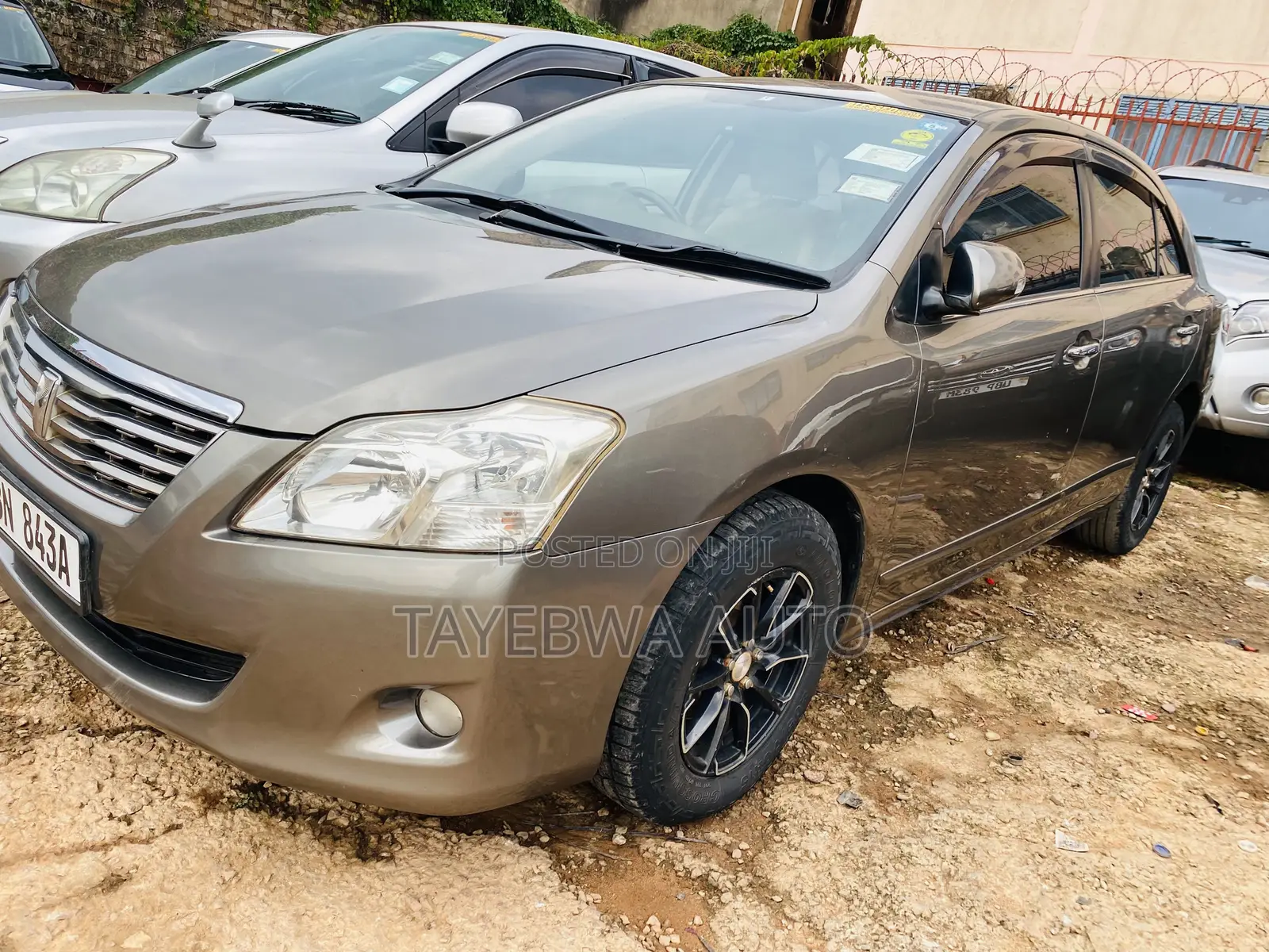 Toyota Premio 2010