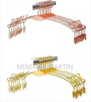 Set of 5 Rose Gold Metal Hangers With Clips