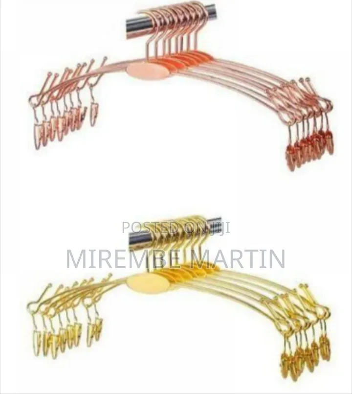 Set of 5 Rose Gold Metal Hangers With Clips
