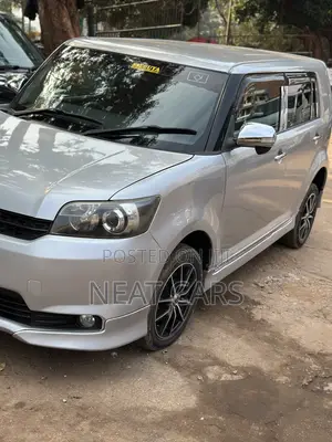 Toyota Corolla Rumion 2011 Silver