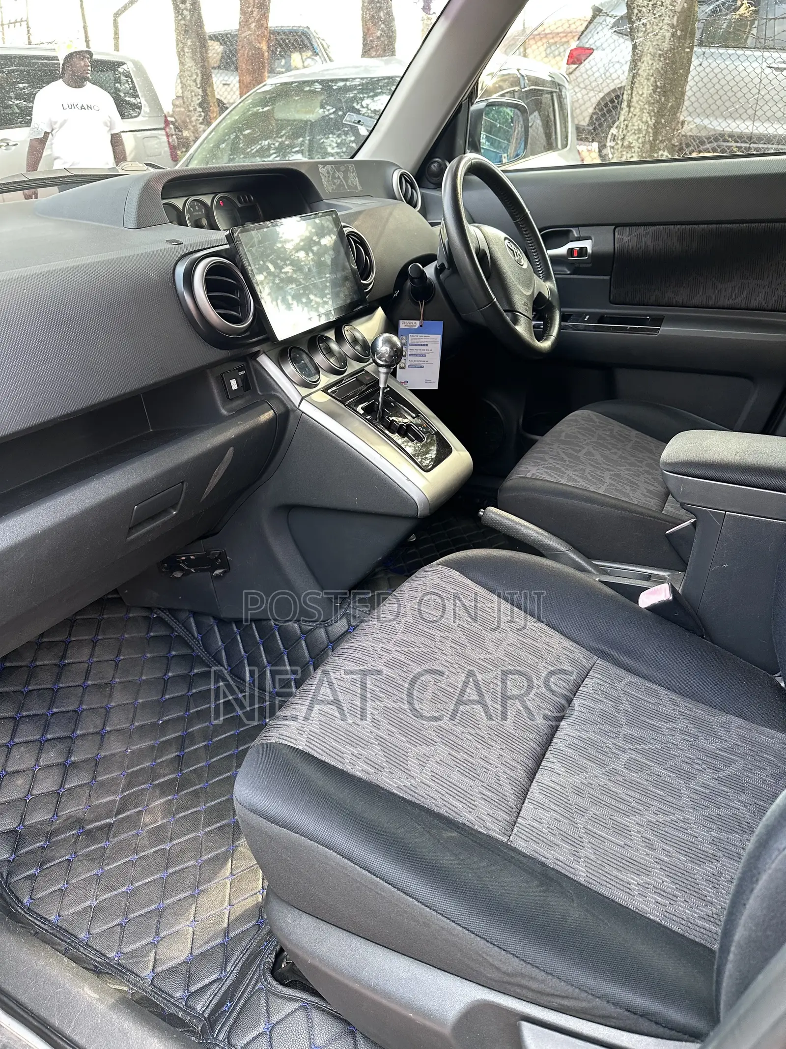 Toyota Corolla Rumion 2011 Silver