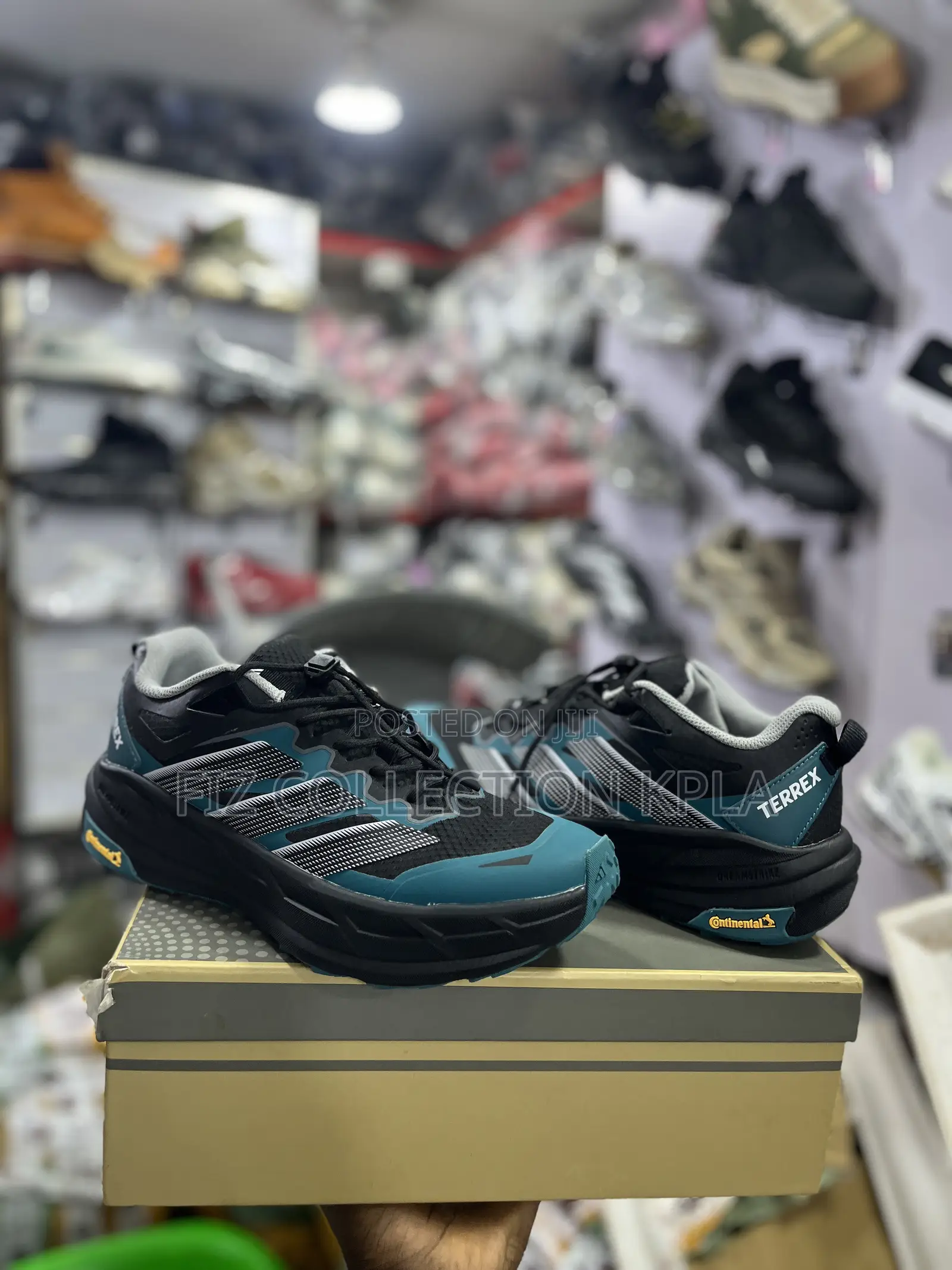* Original Adidas Terrex Black Teal Continental Trail Sneakers