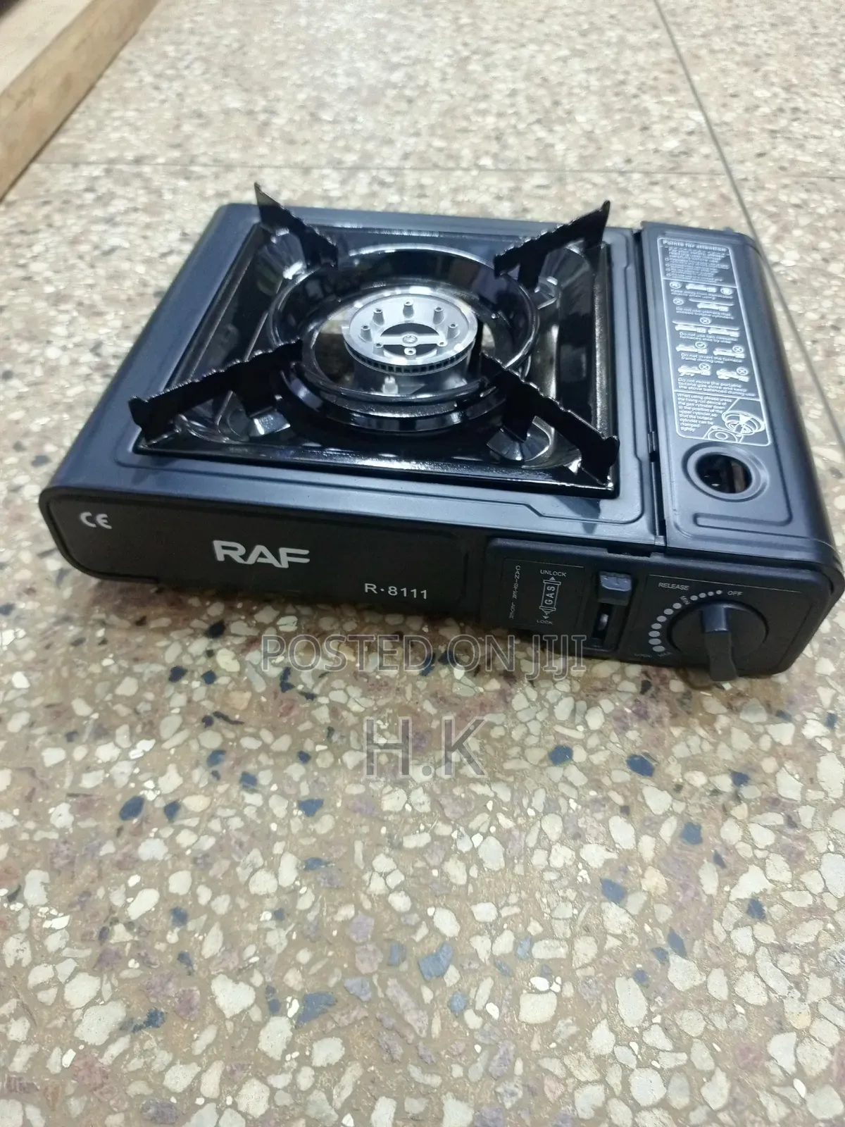 Black Single-Burner RAF R-8111 Portable Gas Stove