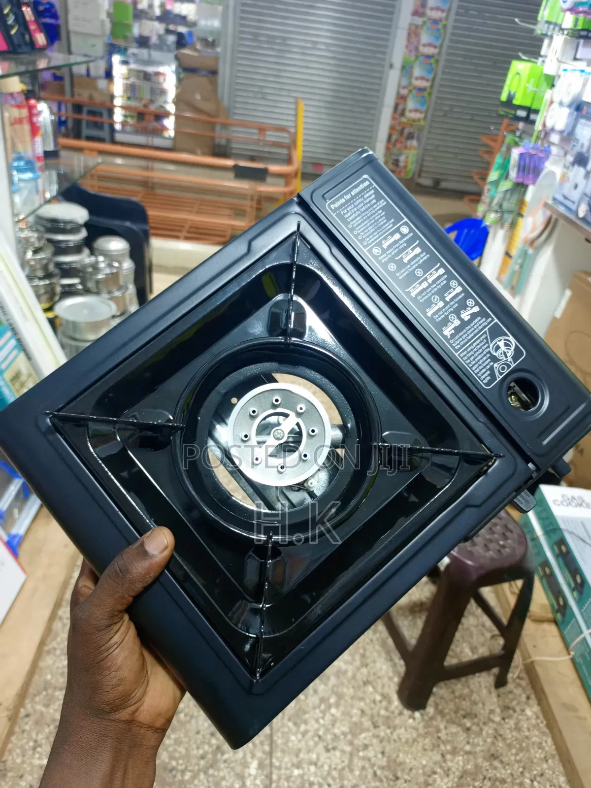 Black Single-Burner RAF R-8111 Portable Gas Stove