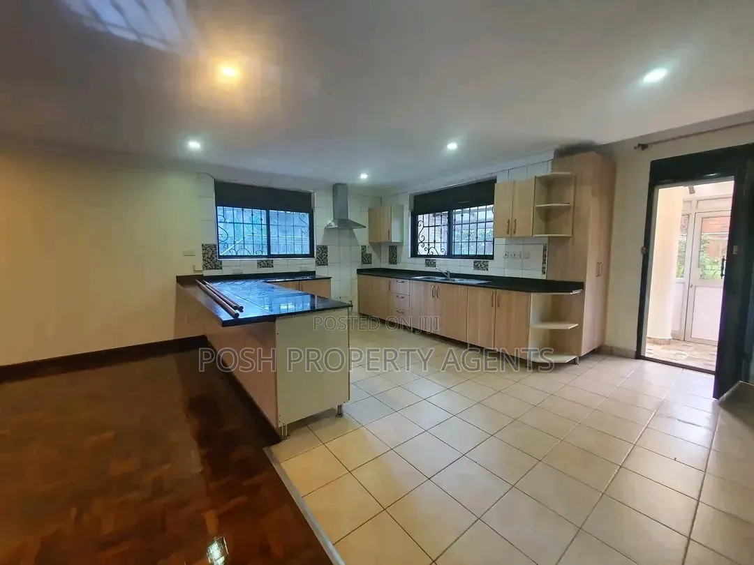 4bdrm Duplex in Ntinda, Central Division for rent